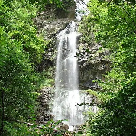 Schuetzenhof Aparthotel Sattendorf